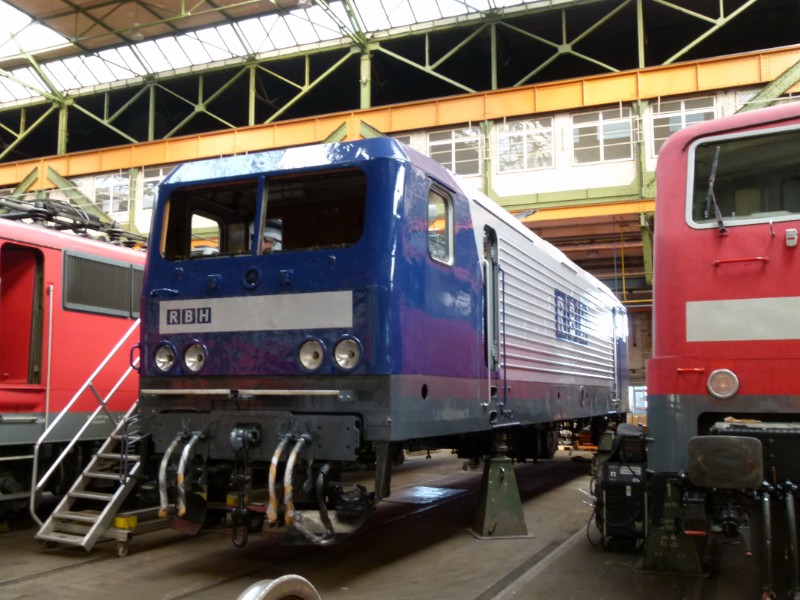 RBH 120 - 143 079-2.jpg